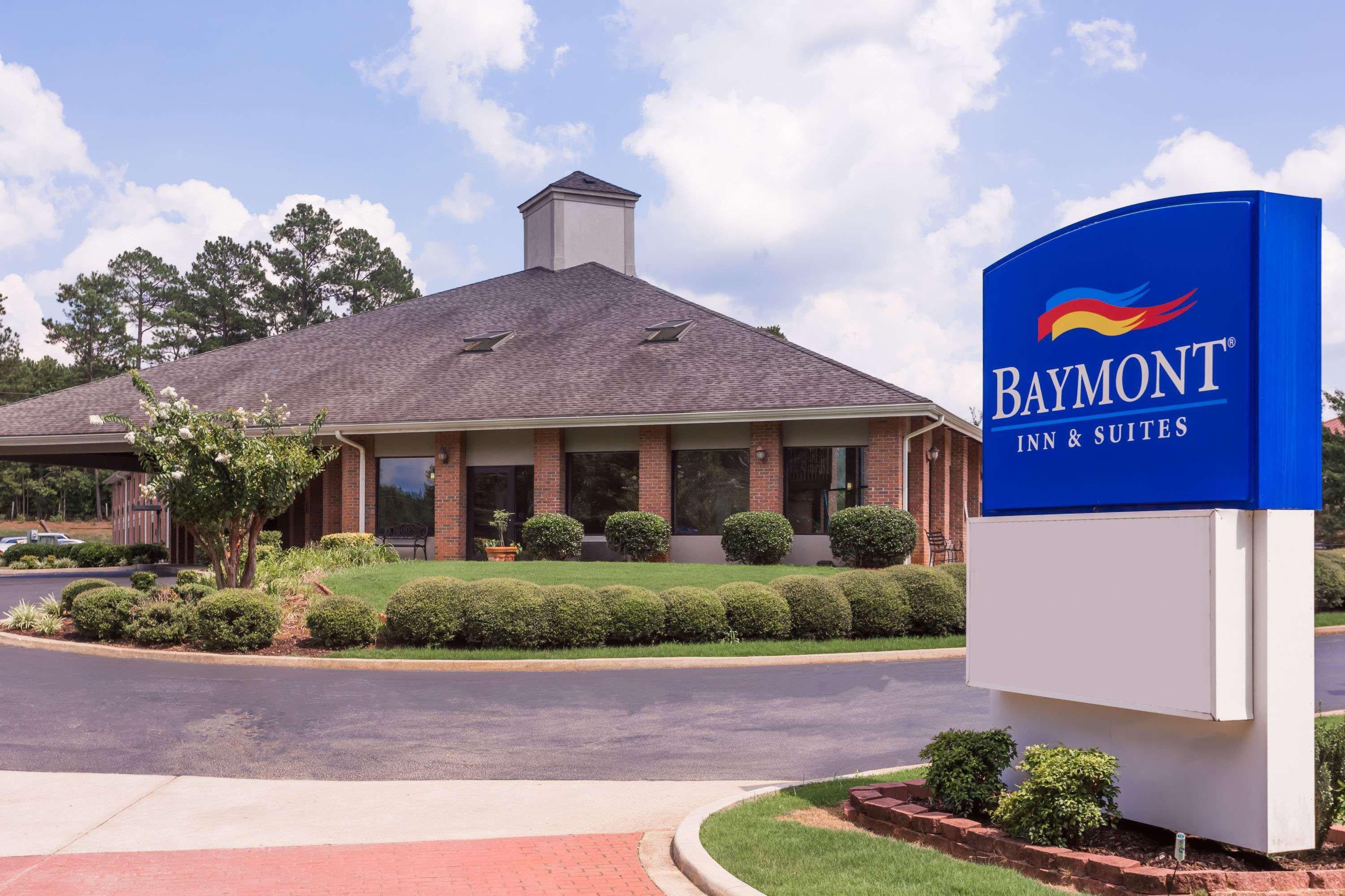 Baymont By Wyndham Lagrange LaGrange Exterior foto